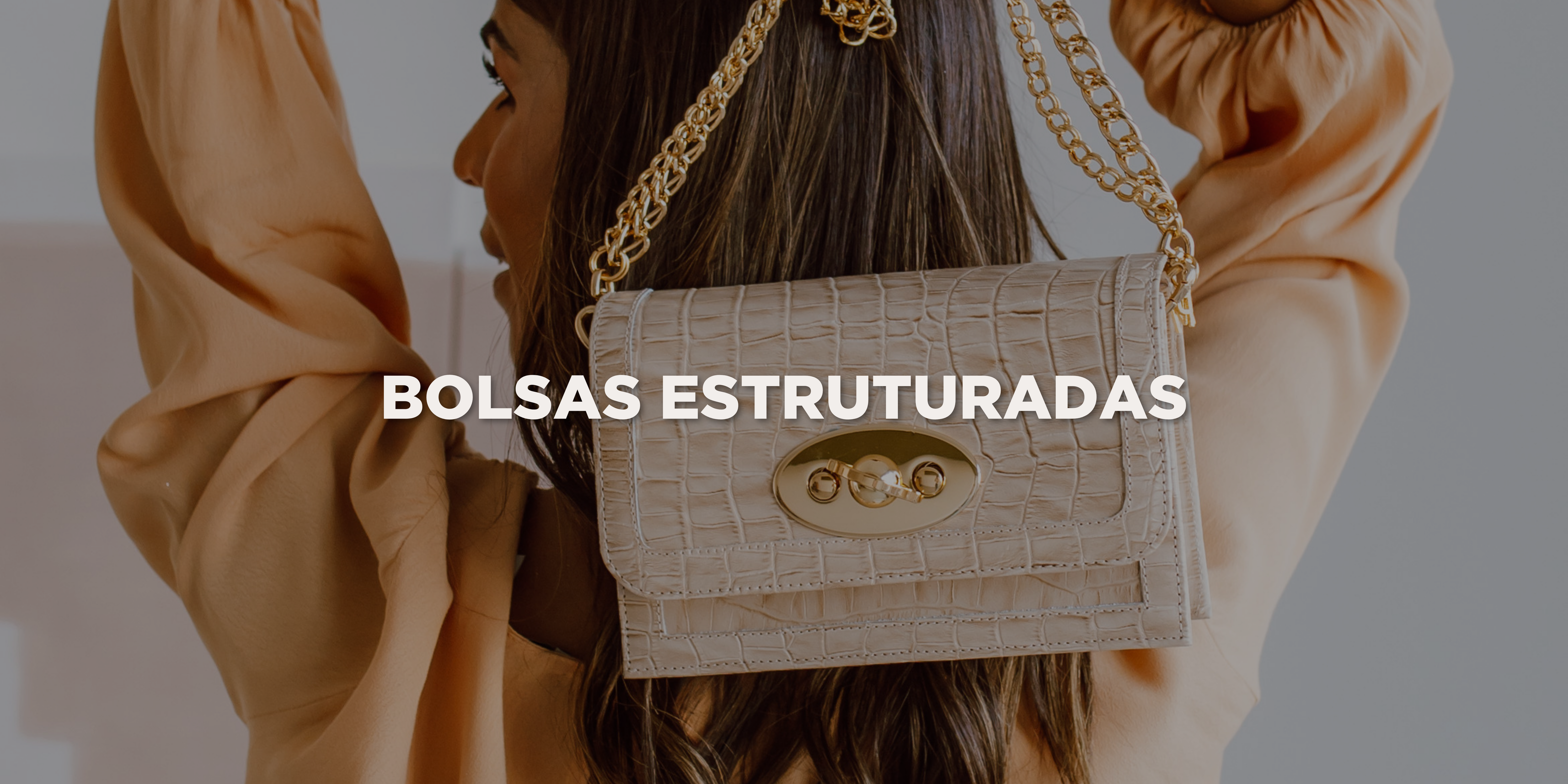 Pequena, mas poderosa: a versatilidade da bolsa estruturada