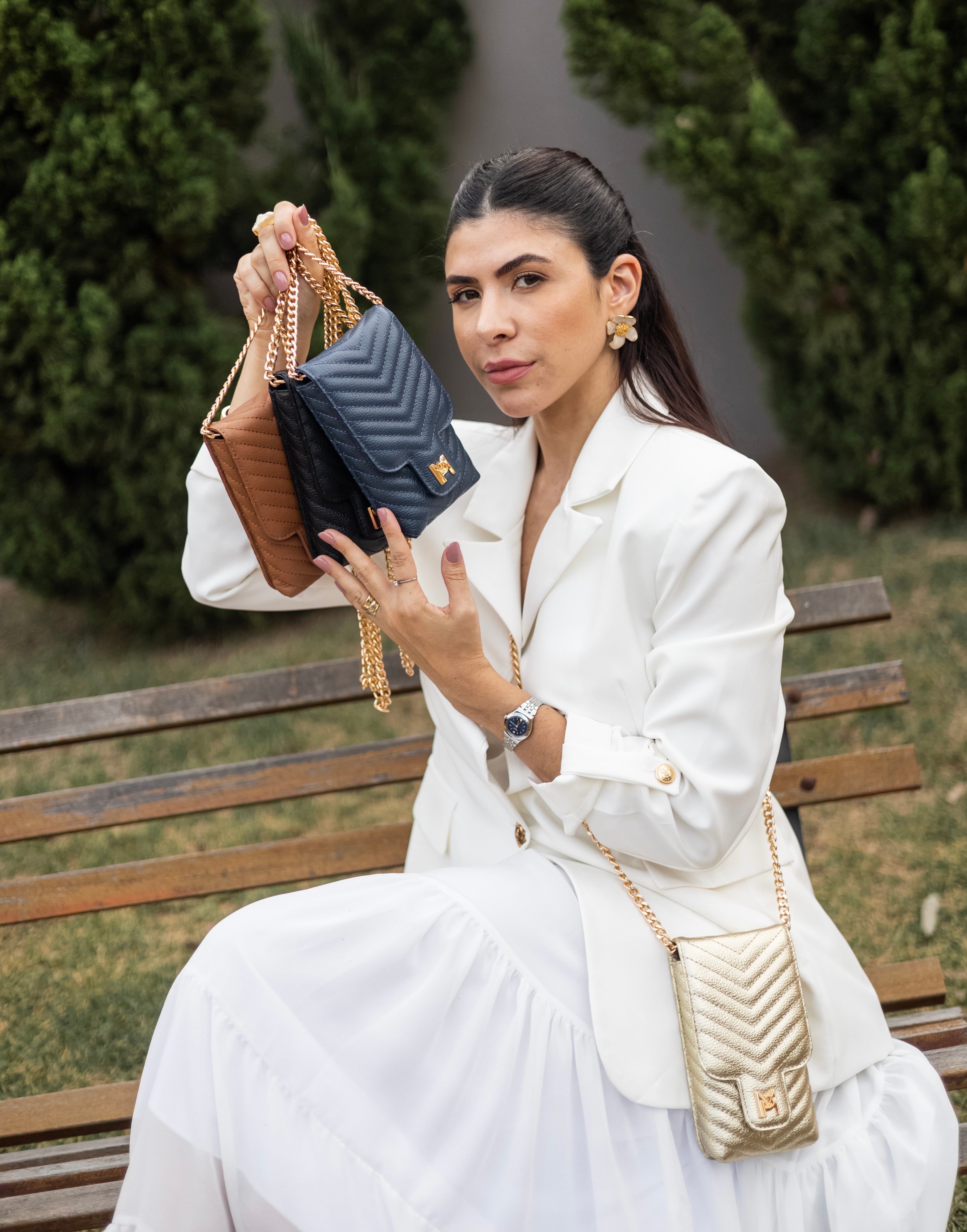 PORTA CELULAR CAMI DE COURO LEGÍTIMO PRETO