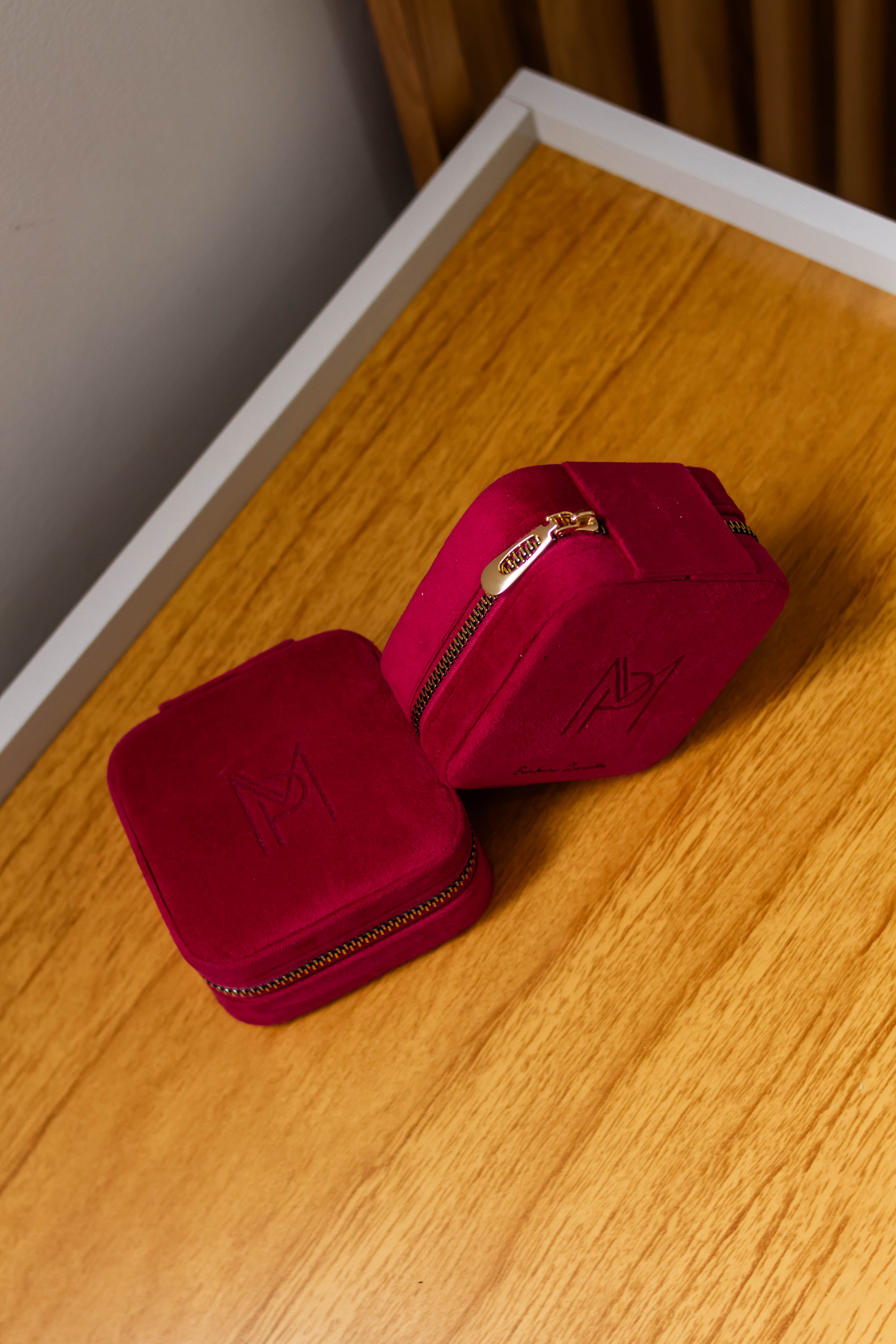 PORTA JOIAS VELUDO - Personalizado