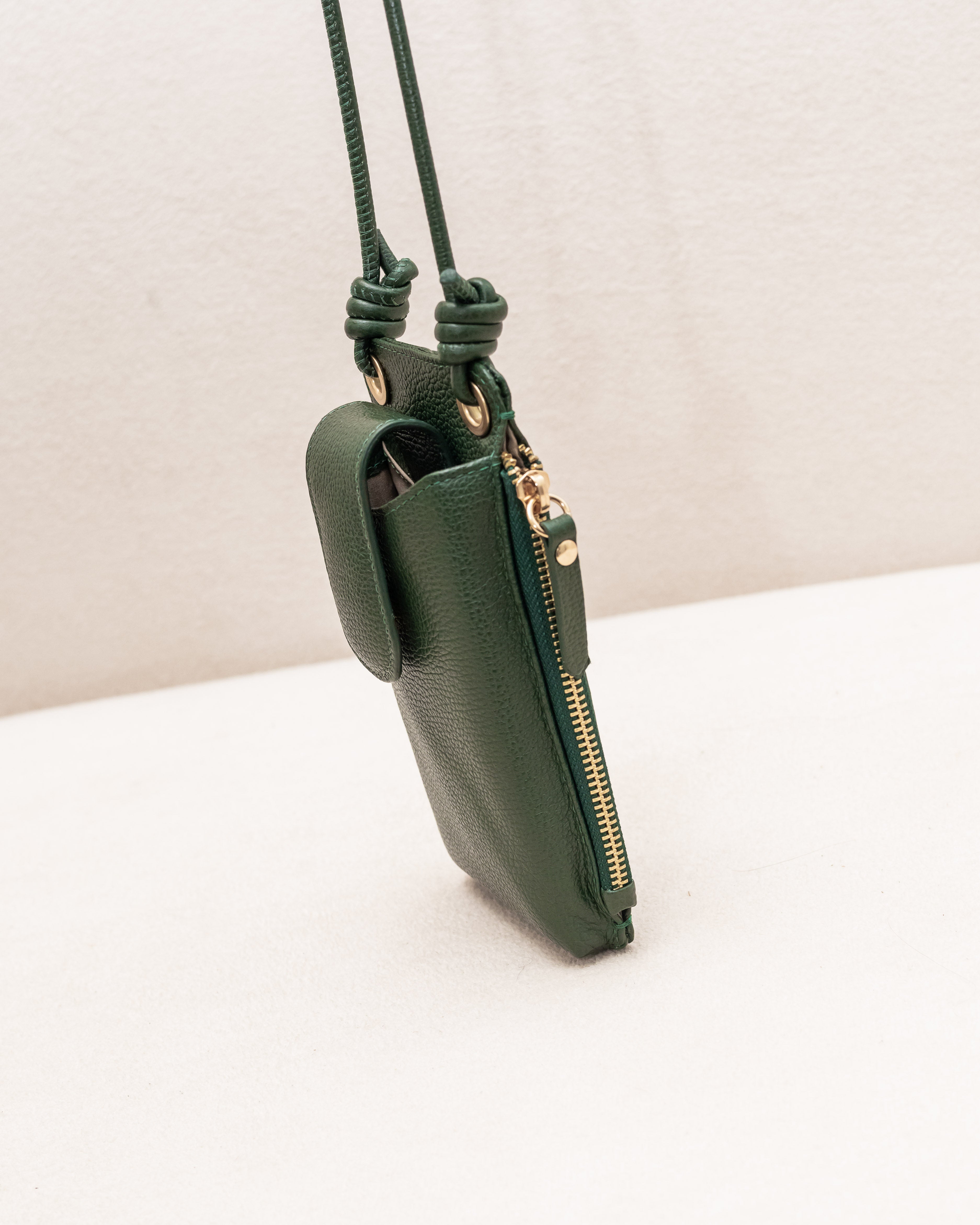 Bolsa e Porta Celular Yara de Couro Legítimo Verde Folha