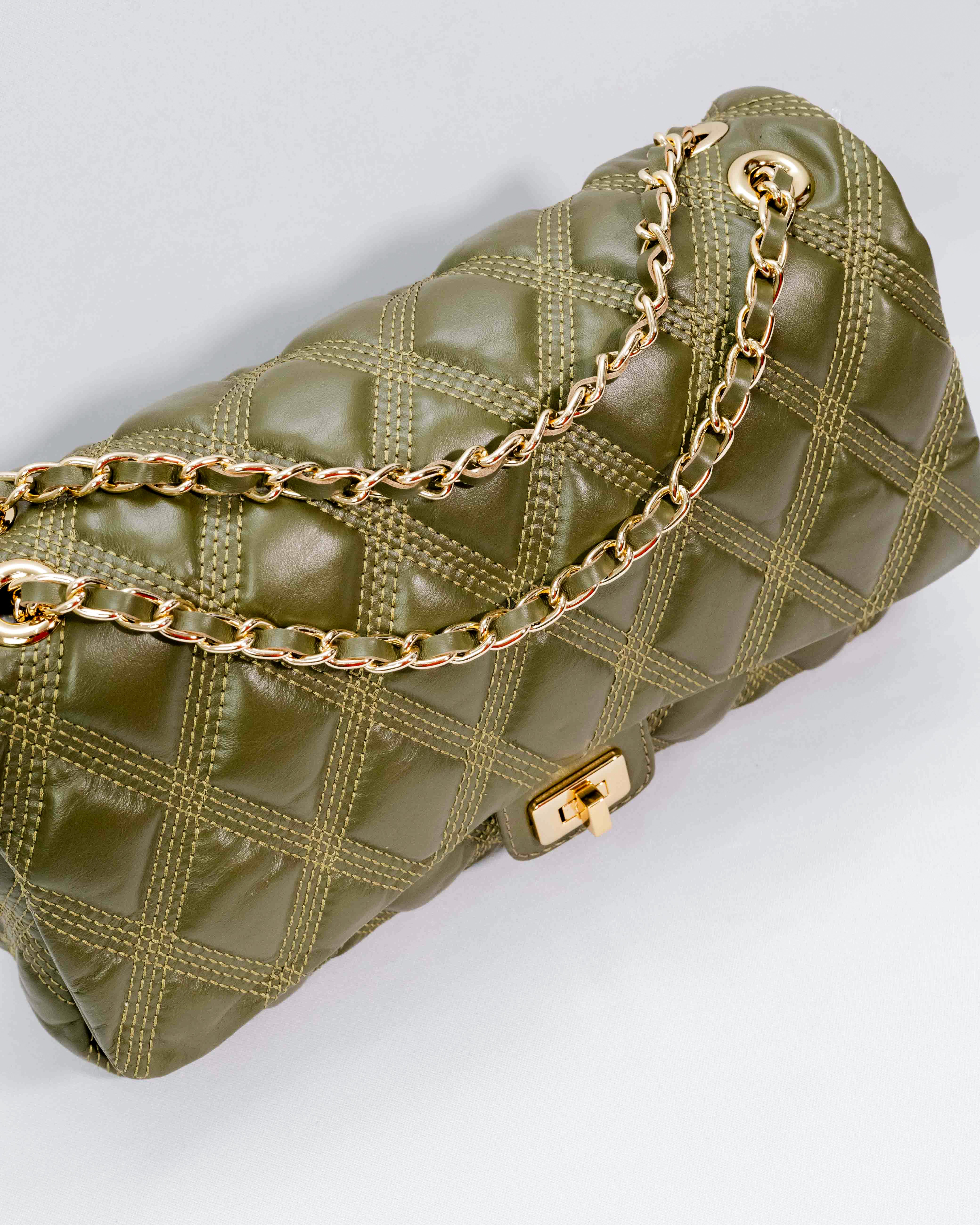 BOLSA BEATRICE MATELASSÊ VERDE OLIVA