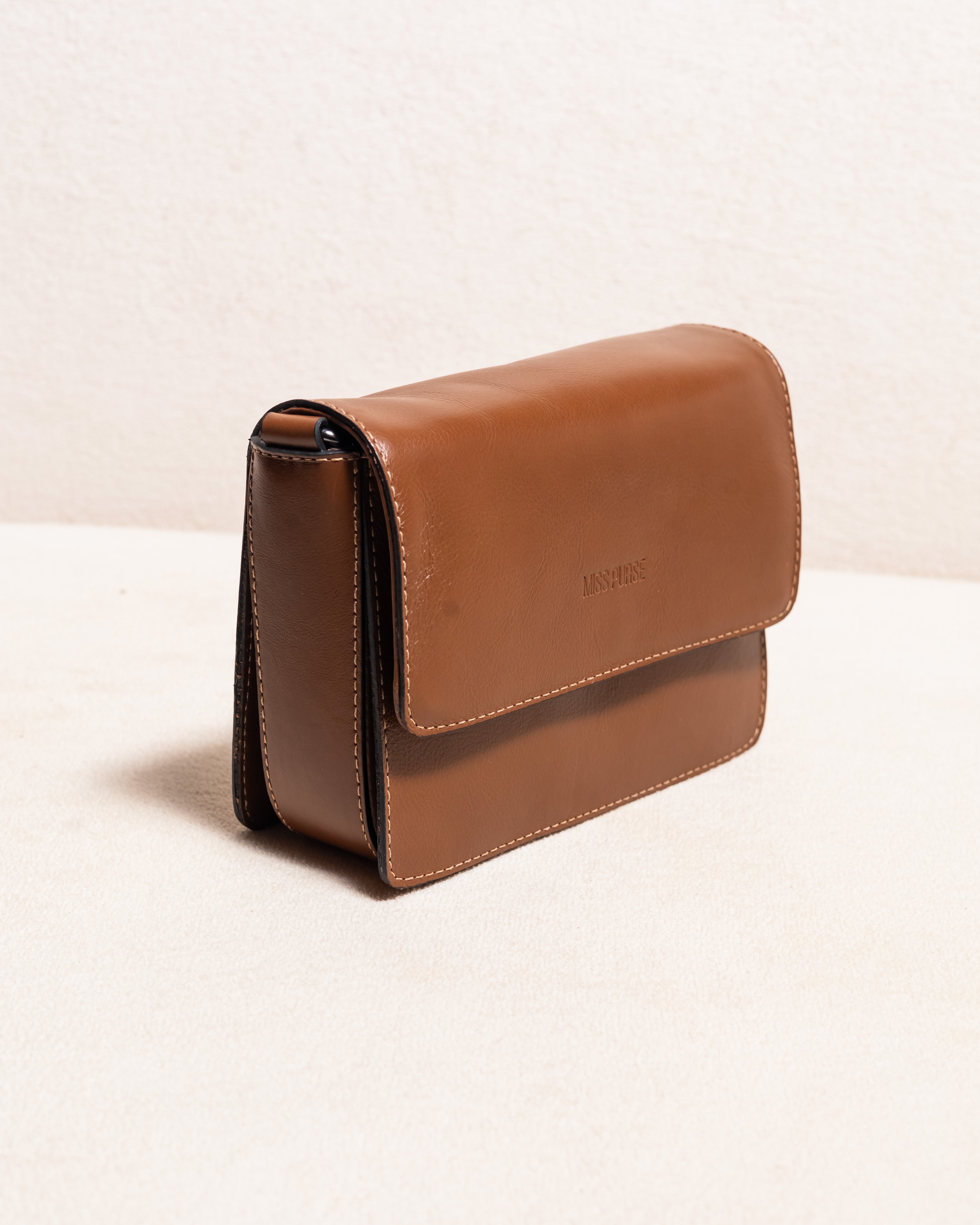 Bolsa transversal Couro Legítimo Lívia - Caramelo
