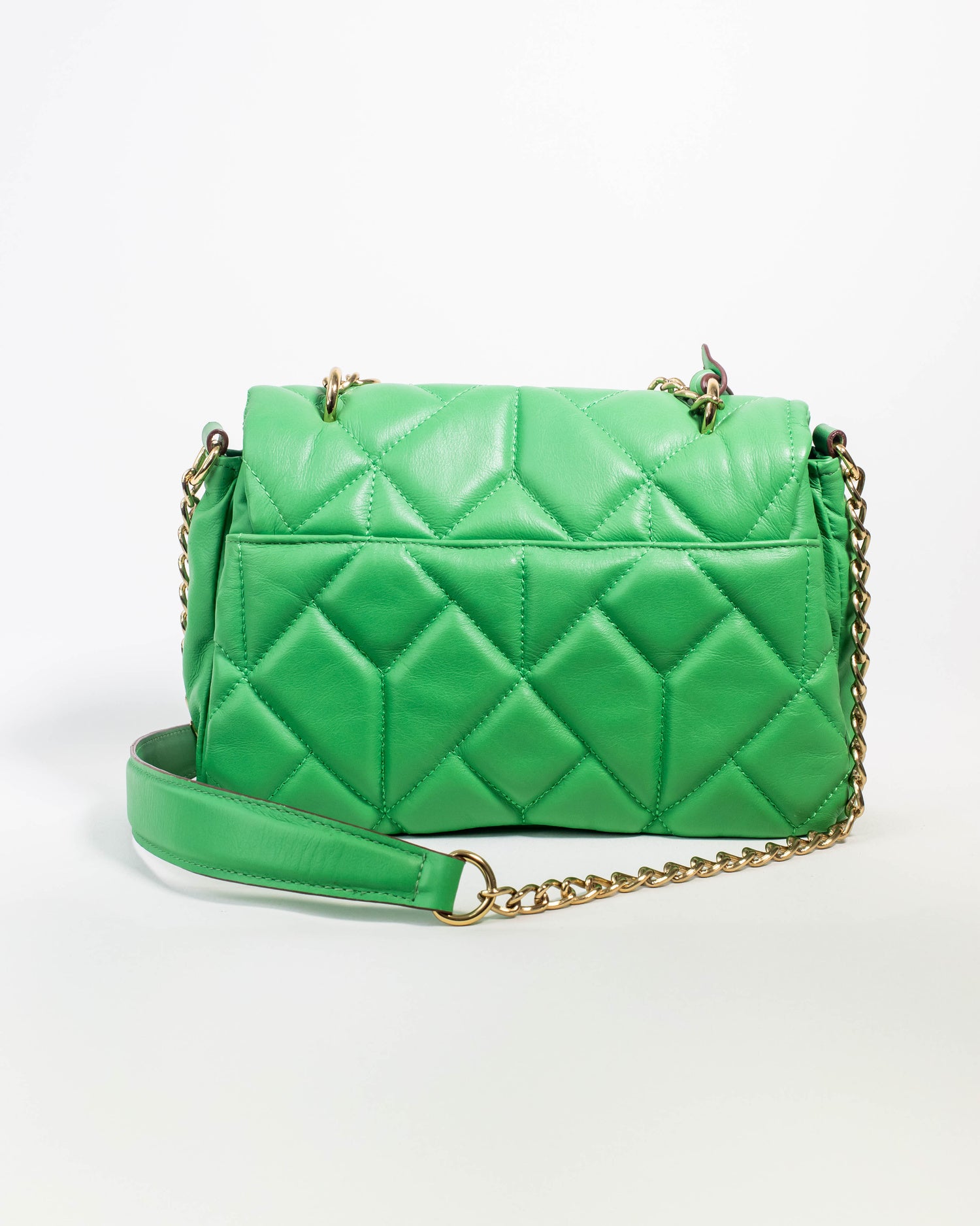 BOLSA PUFFY MATELASSÊ MARI VERDE