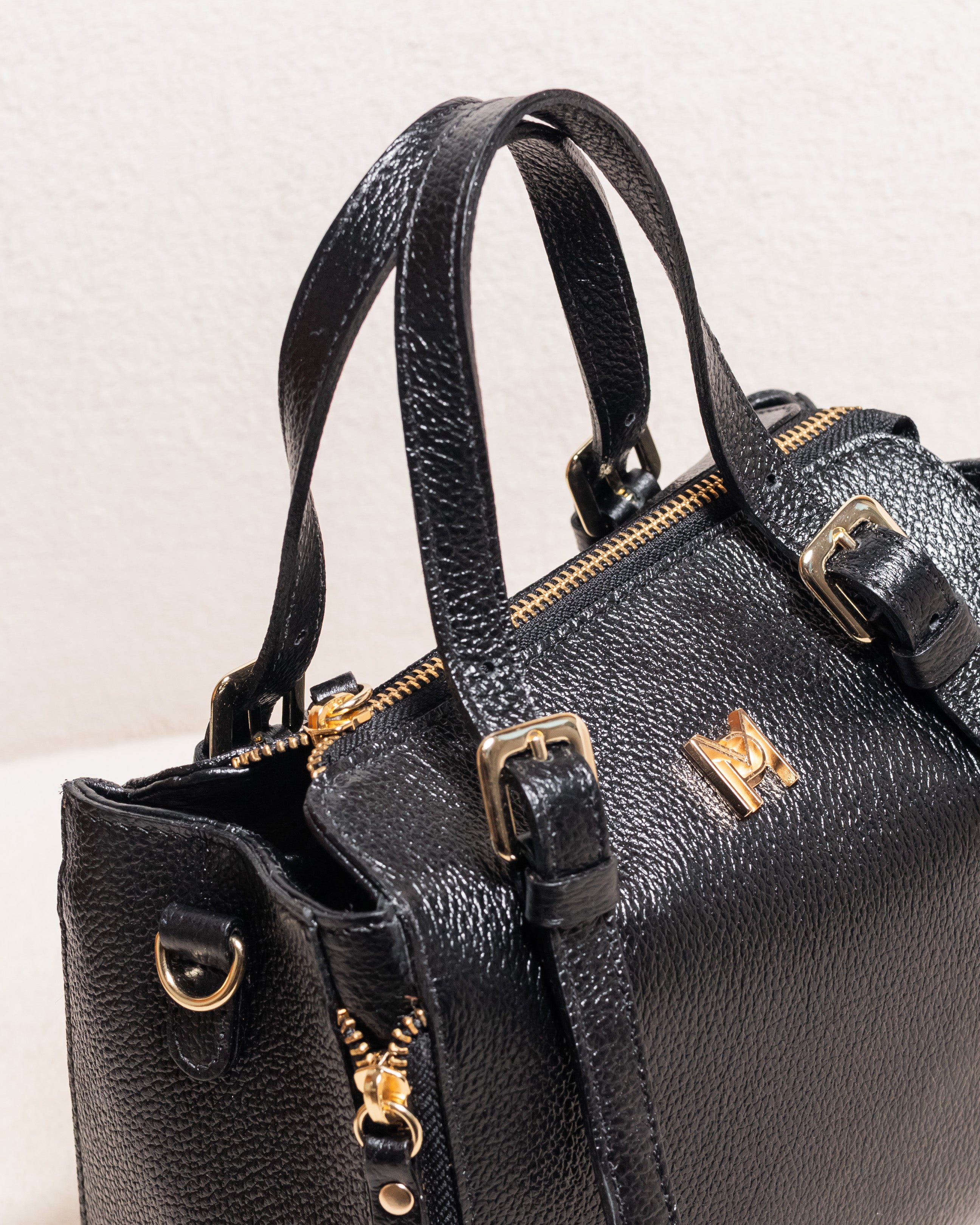 Bolsa Tote Baú Estruturada Aurora - Preta