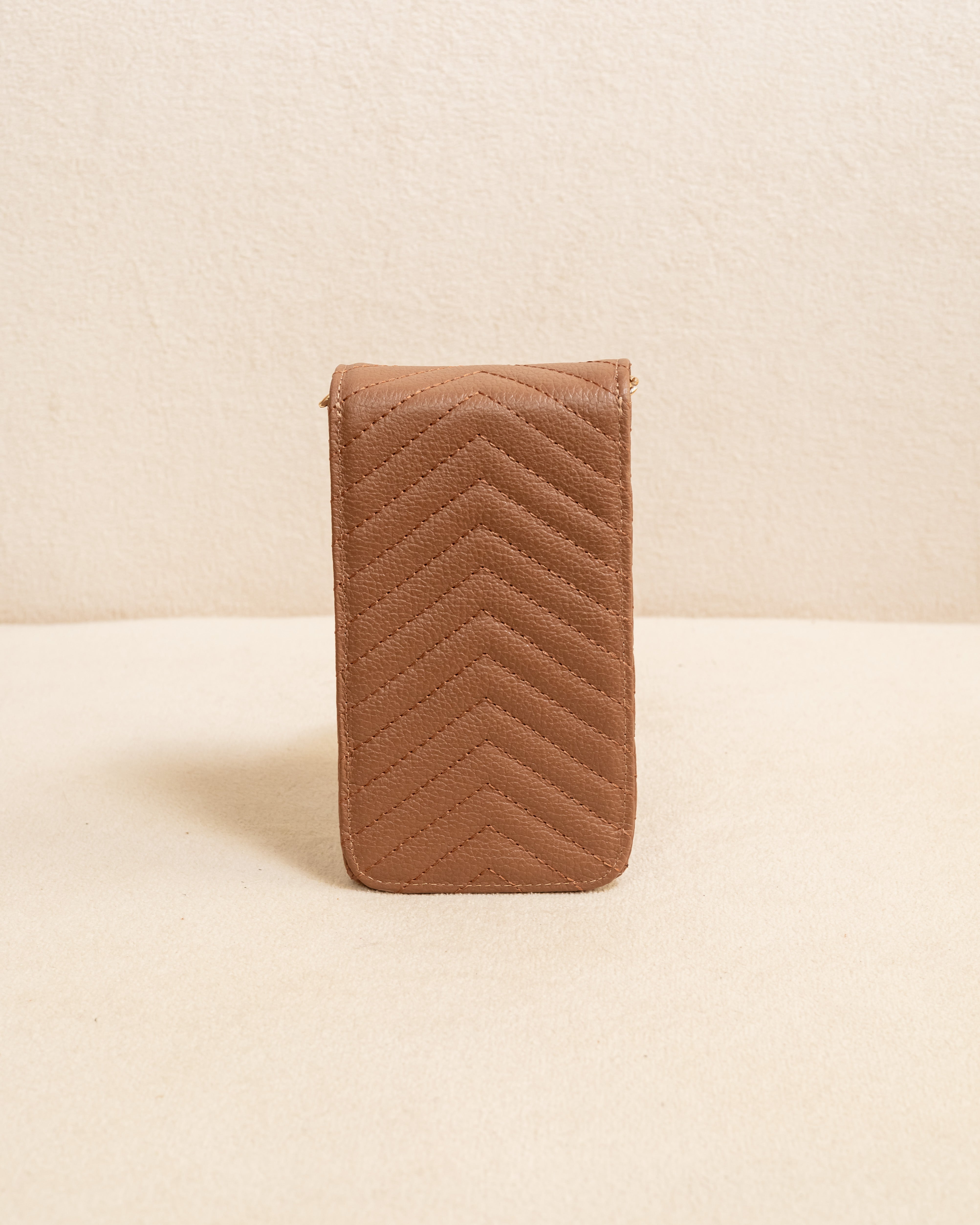 Porta Celular Cami de Couro Legítimo - Caramelo