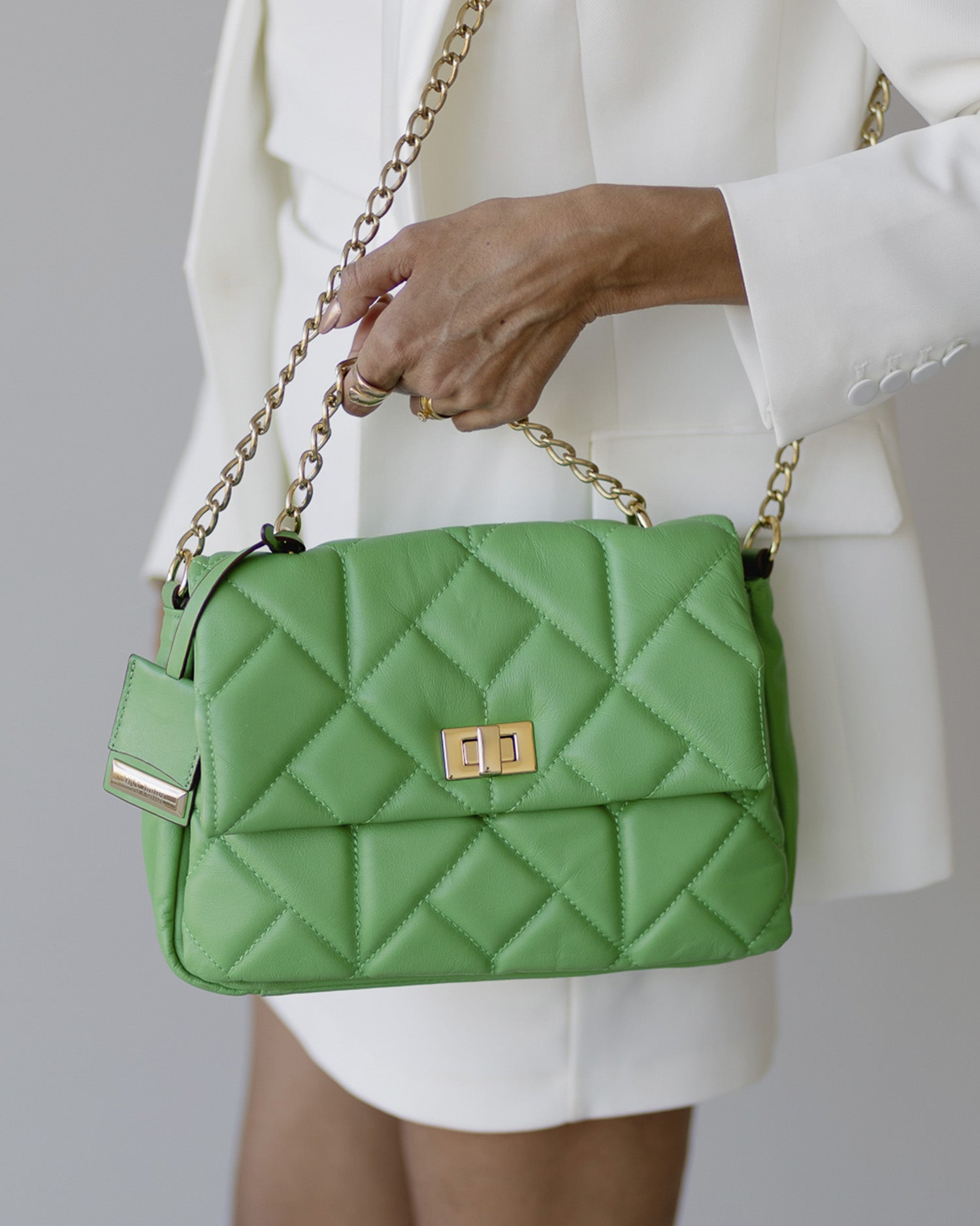 BOLSA PUFFY MATELASSÊ MARI VERDE