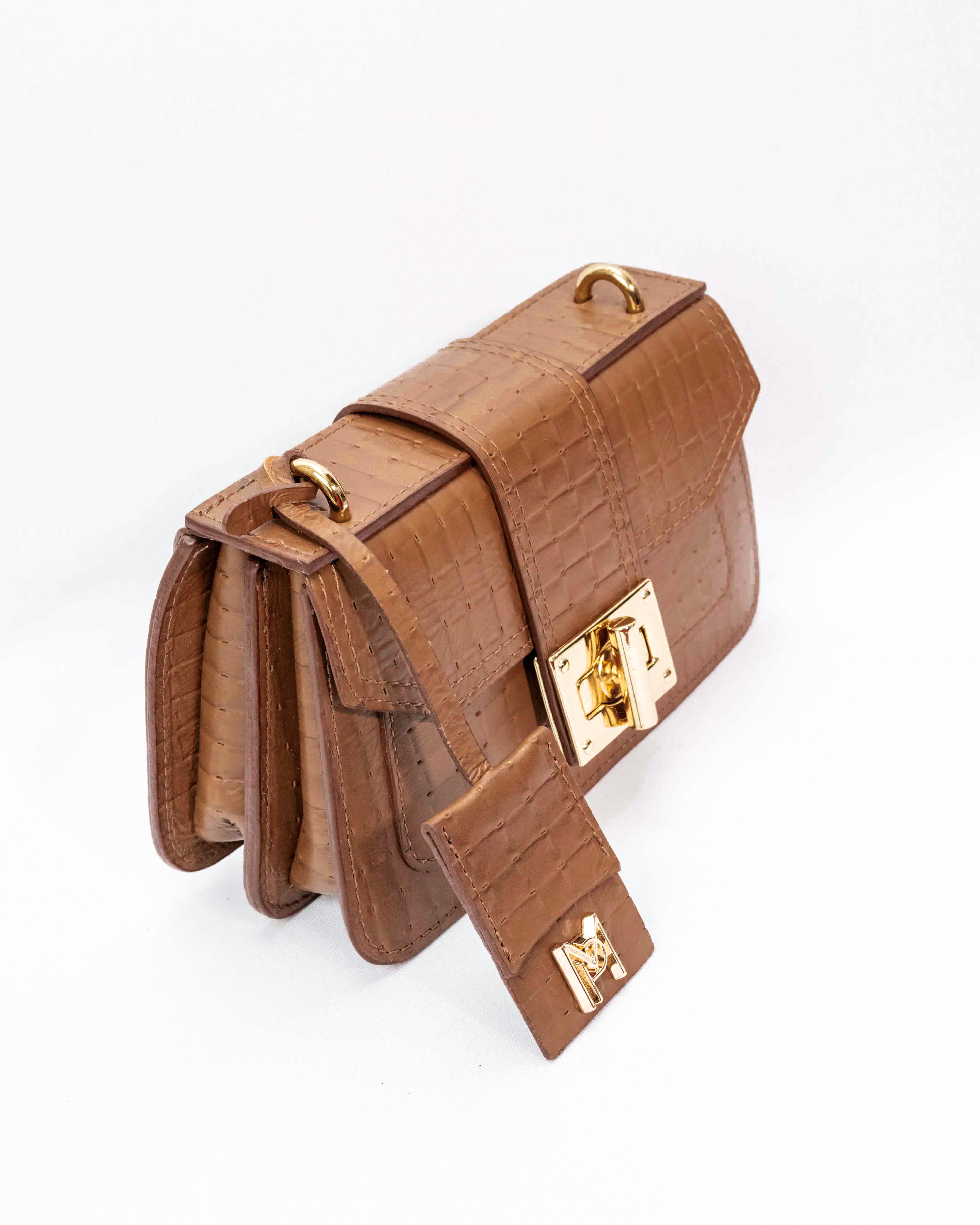 BOLSA MILÃO CAMEL CROCO