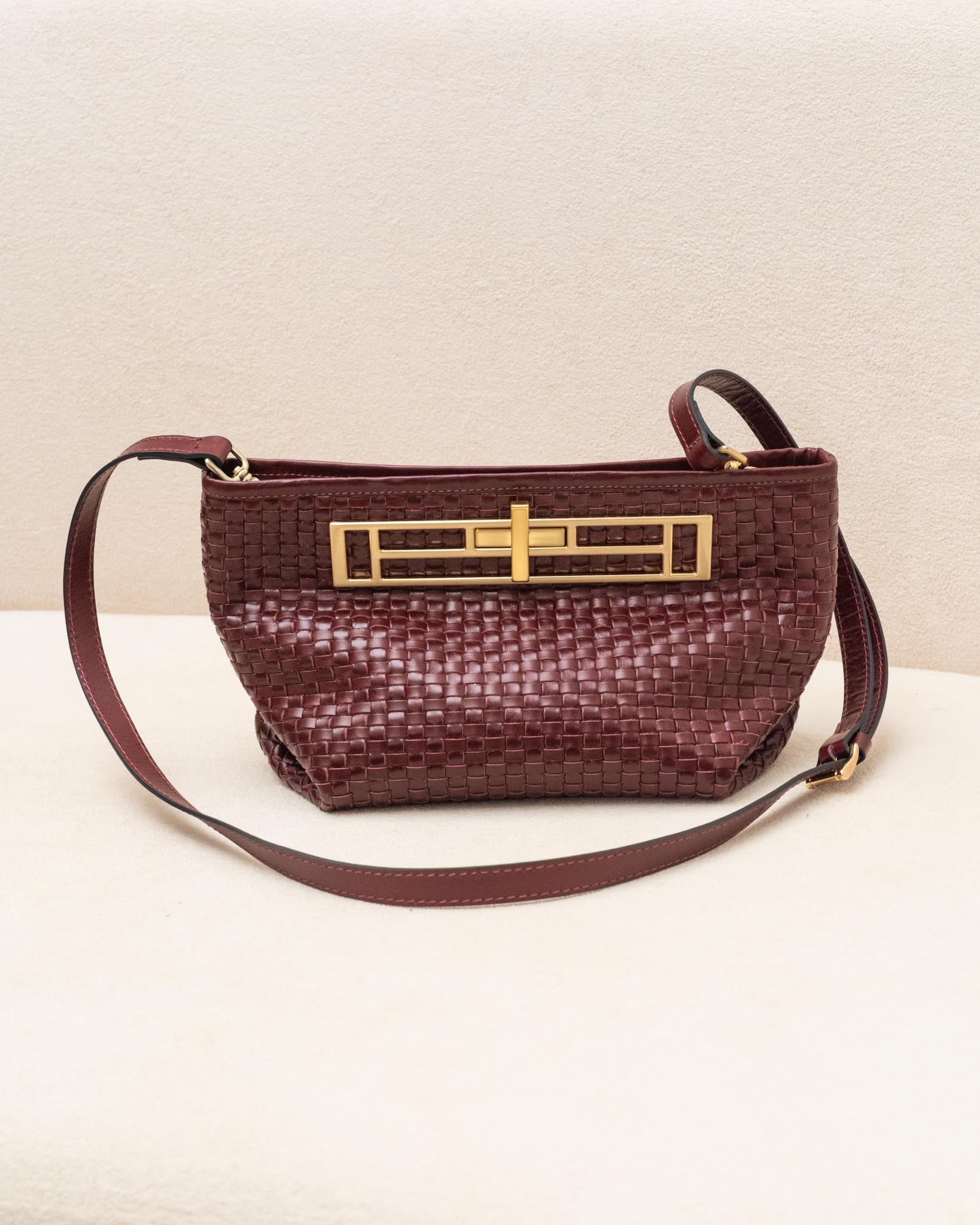 BOLSA MAXI CLUTCH DIANA EM COURO LEGÍTIMO TRESSÊ MARSALA