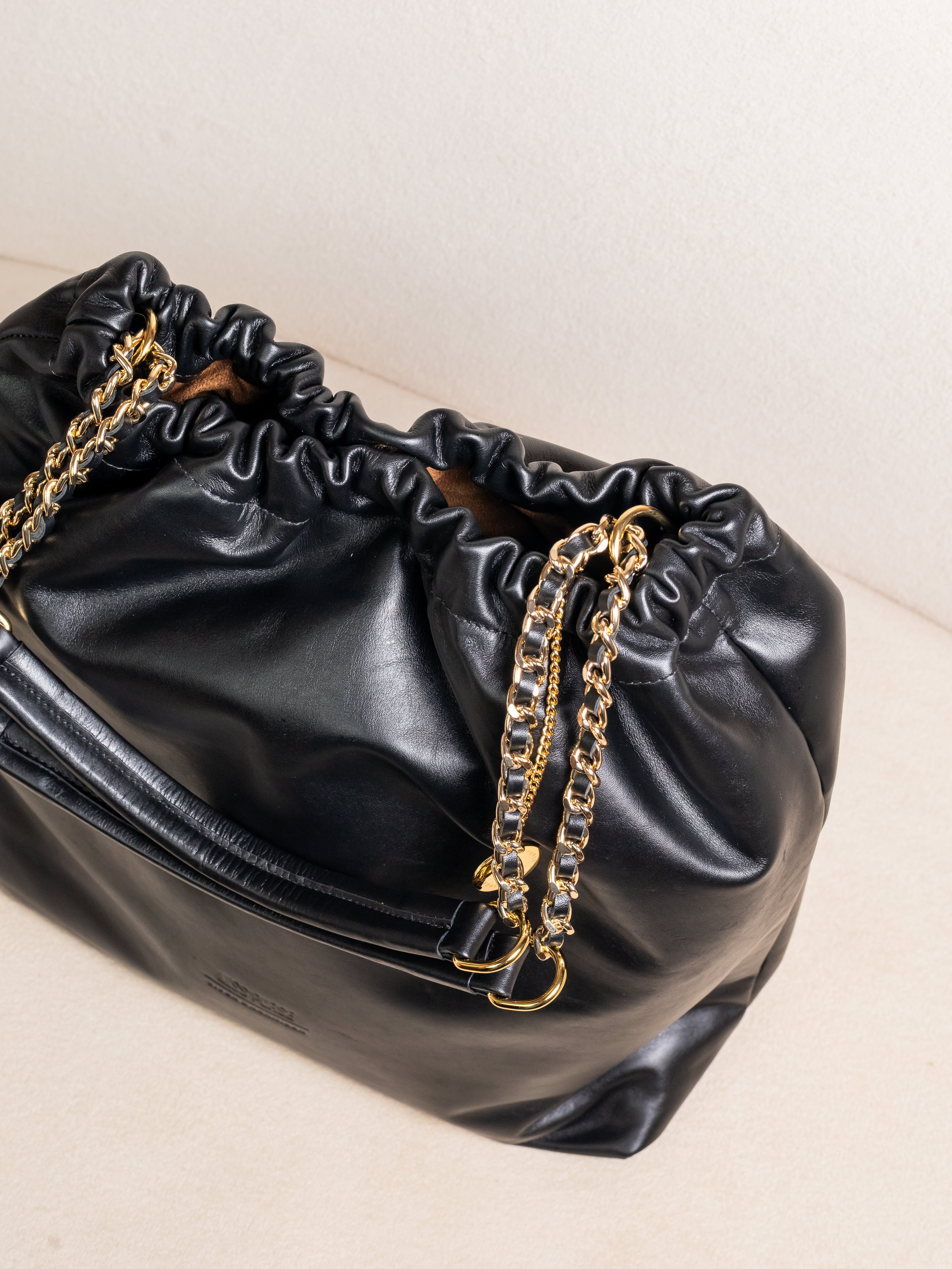 Bolsa Organizer em Couro Legítimo + Necessaire - Preta