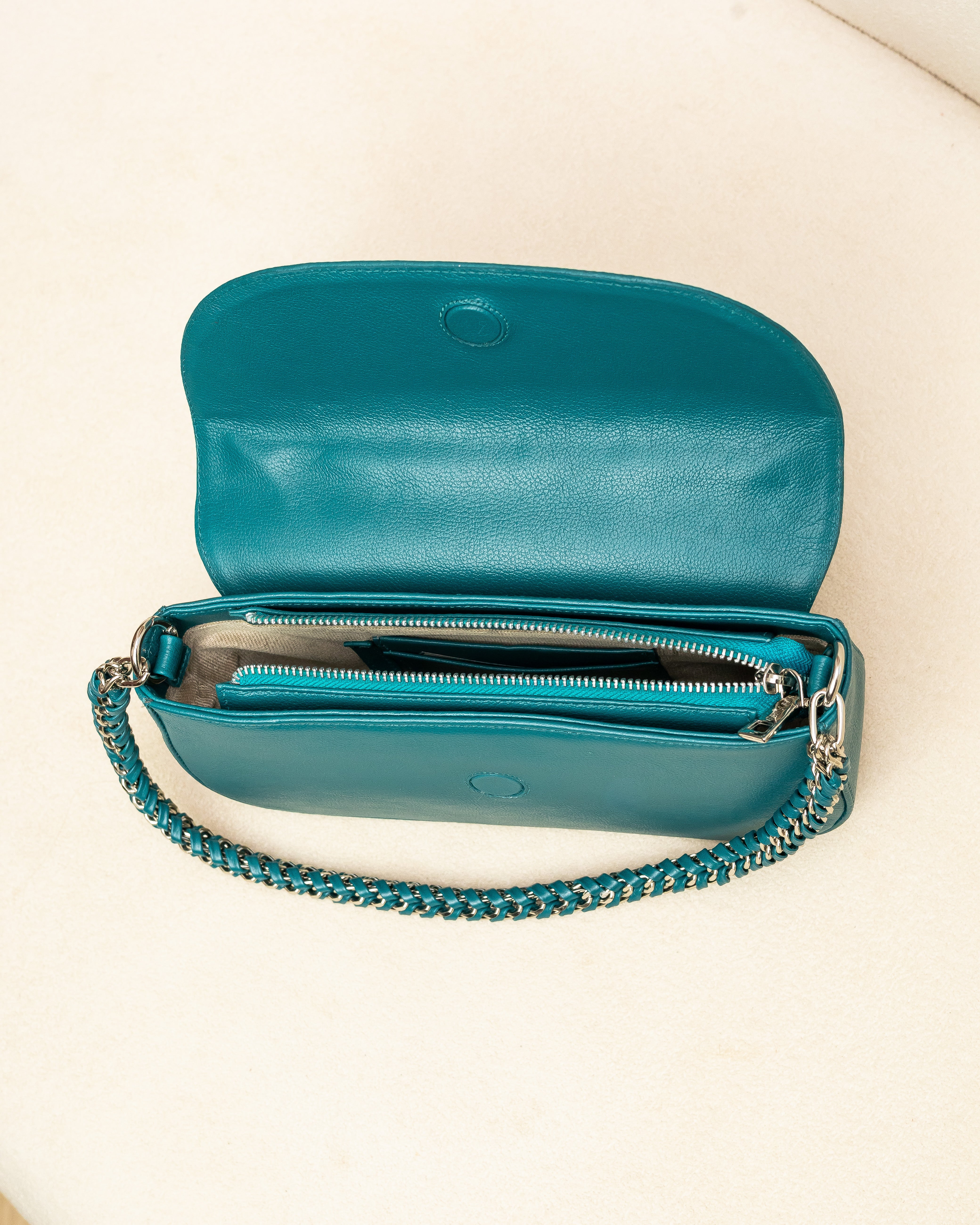 Bolsa tiracolo de Couro Legítimo Azul Petróleo - Alba Ferragem prata (Acompanha Presente)