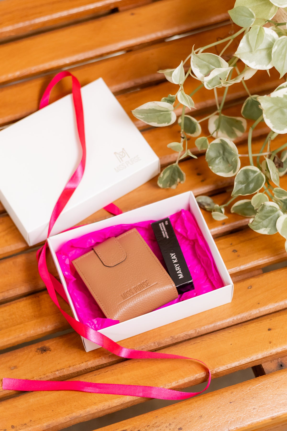 Porta Batom Couro Legítimo + Batom Mary Kay | Parceria com a ONG Oncovita