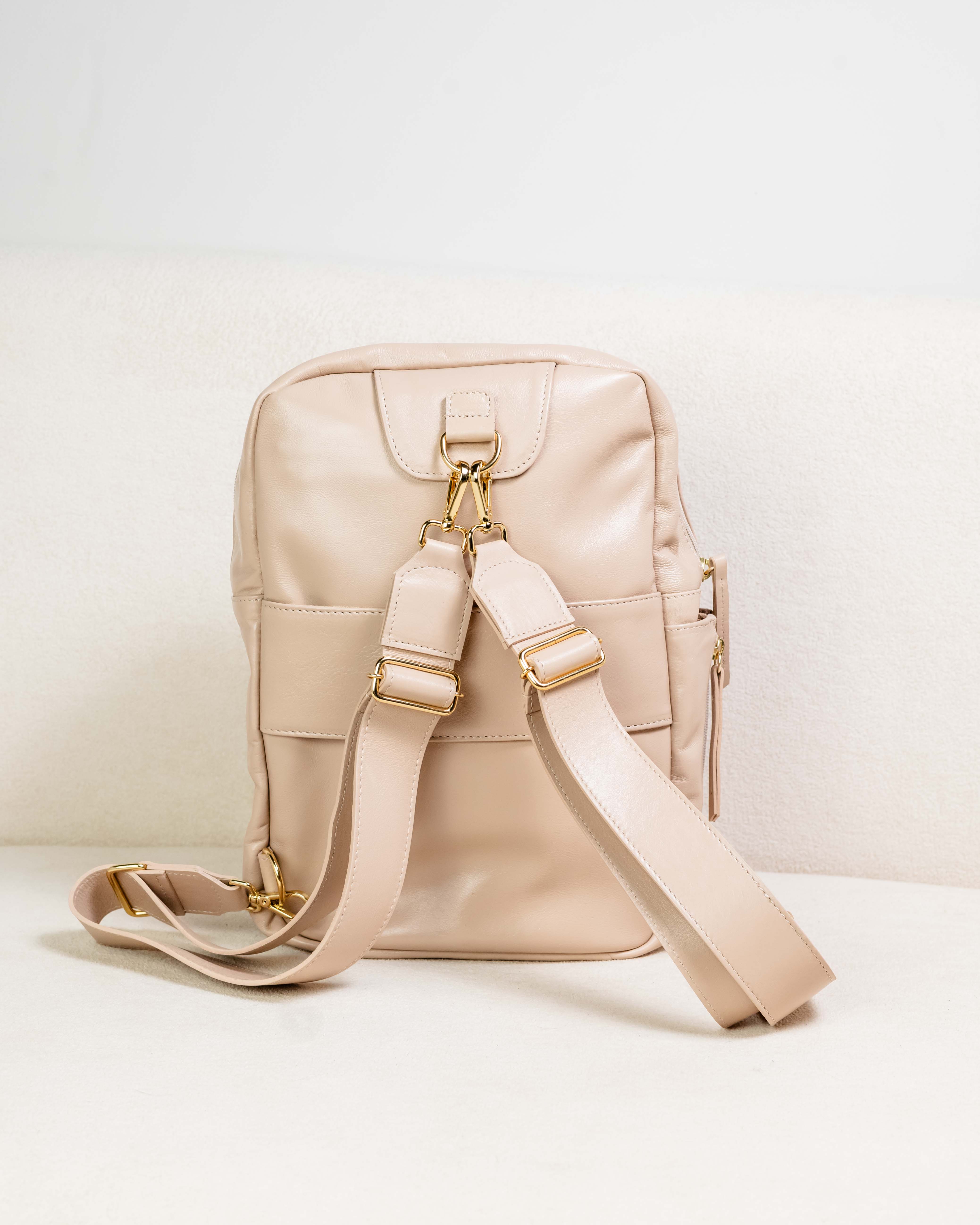 Mochila Alice de Couro Legítimo - Nude