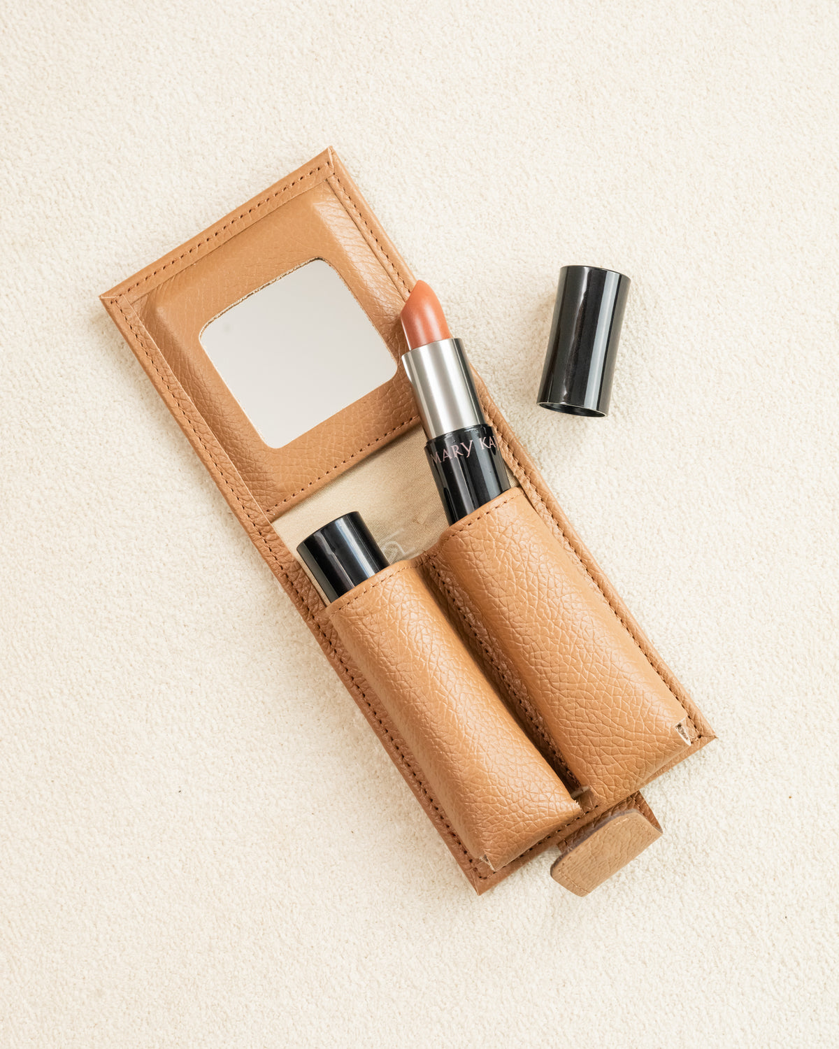 Porta Batom Couro Legítimo + Batom Mary Kay | Parceria com a ONG Oncovita
