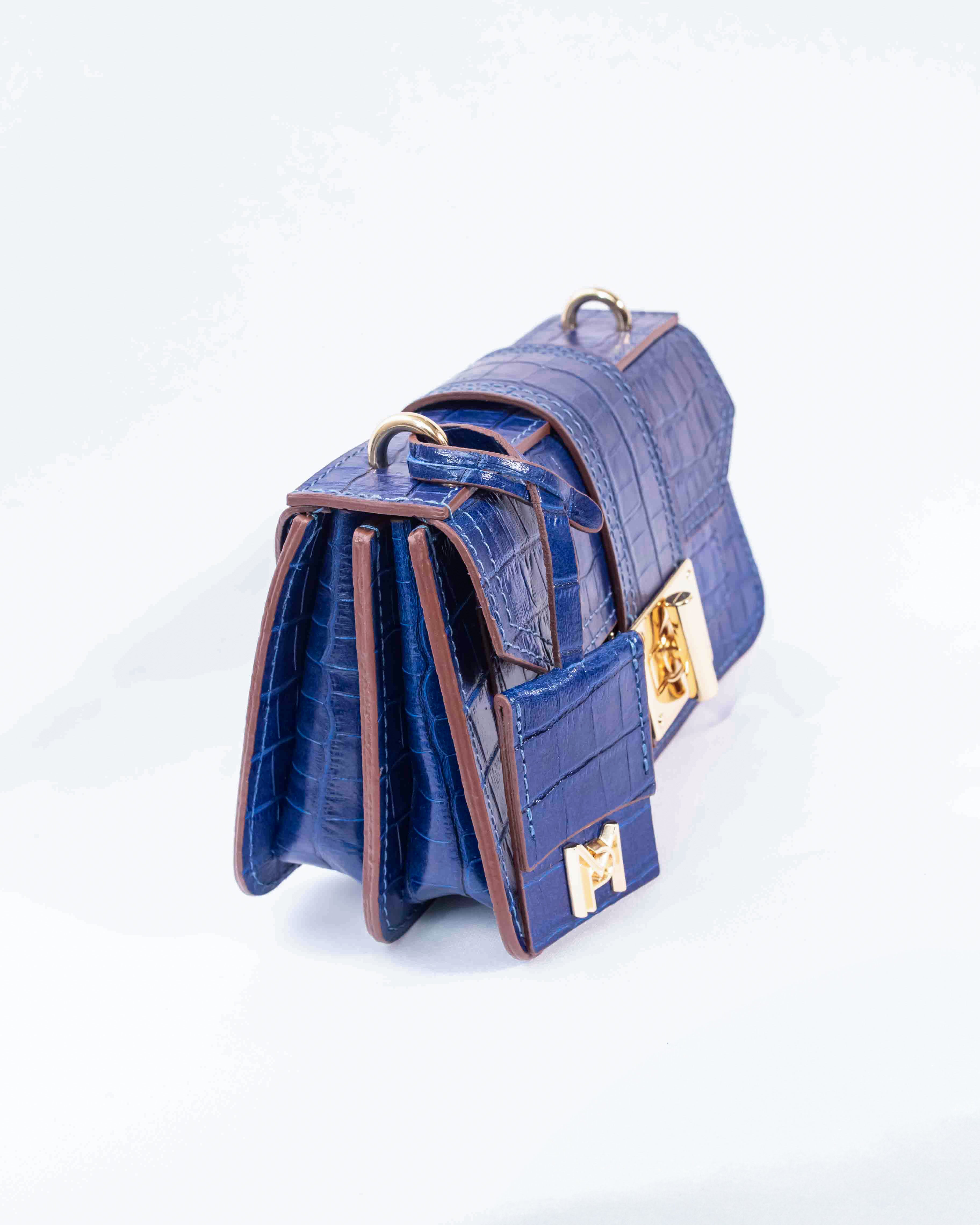 BOLSA MILÃO AZUL ROYAL CROCO (EDIÇÃO LIMITADA)
