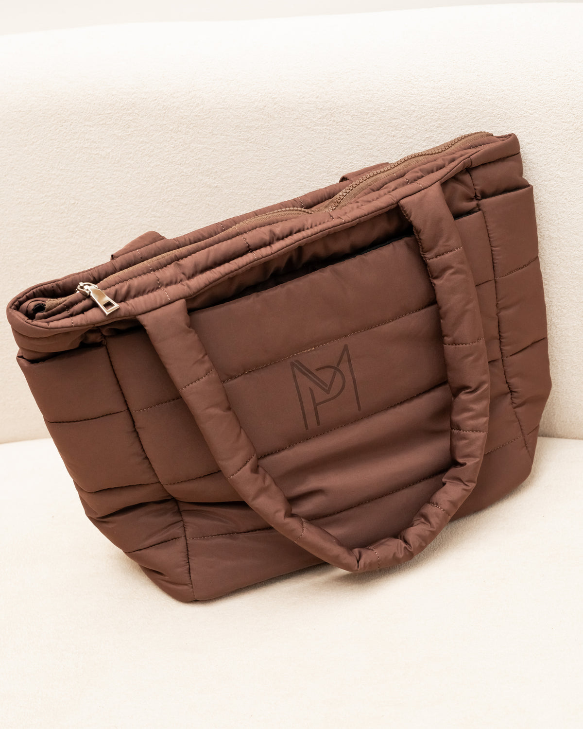Bolsa Puffer Move de Nylon - Marrom