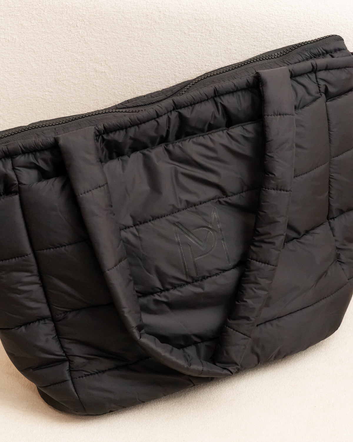 Bolsa Puffer Move de Nylon - Preta